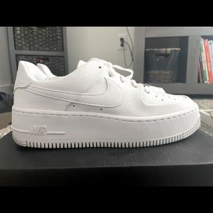 Nike Air Force 1 Sage Low